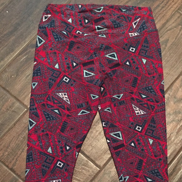 NWOT LuLaRoe Leggings - Tall & Curvy (TC) - Picture 1 of 5